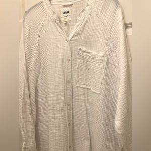 NWOT Aerie Button Down